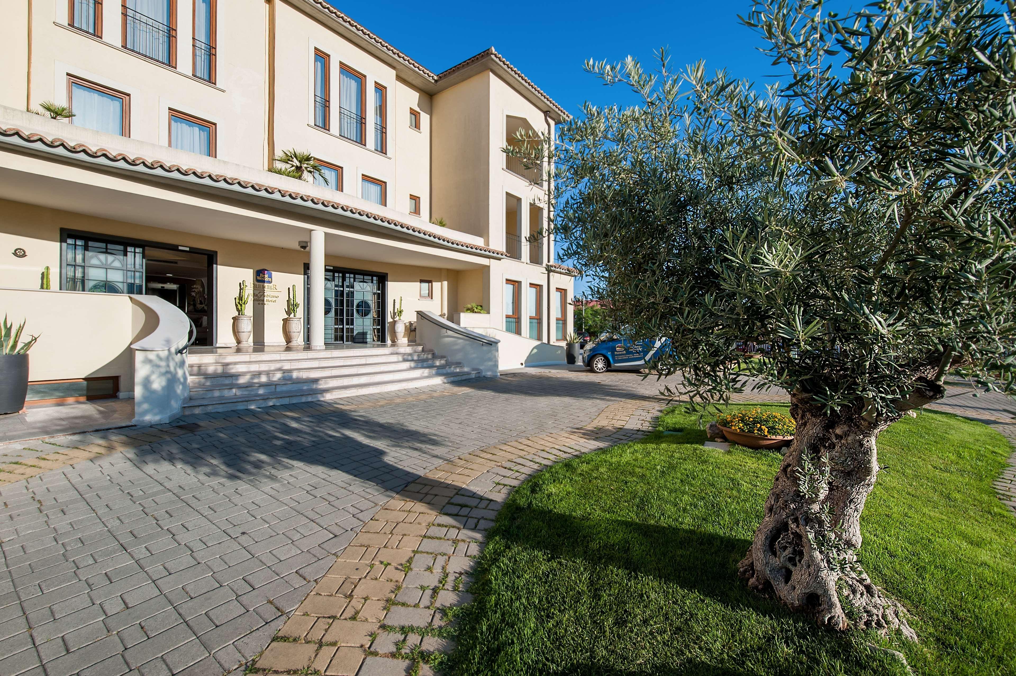 Best Western Premier Villa Fabiano Palace Hotel Rende Exterior photo